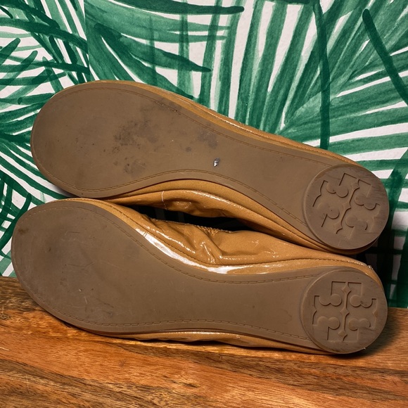 Tory Burch Eddie Tan Patent Leather Slip On Ballet Flats Women’s 8 M - Picture 7 of 10